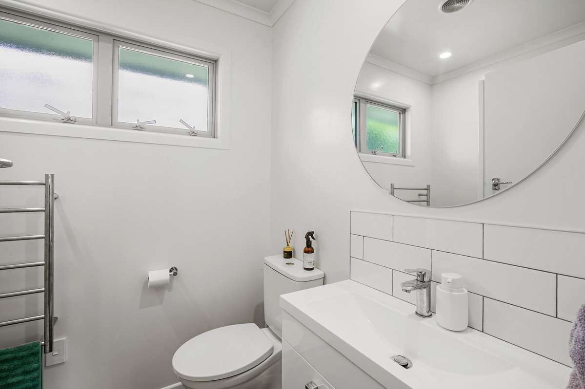 444a Devon Street East_5