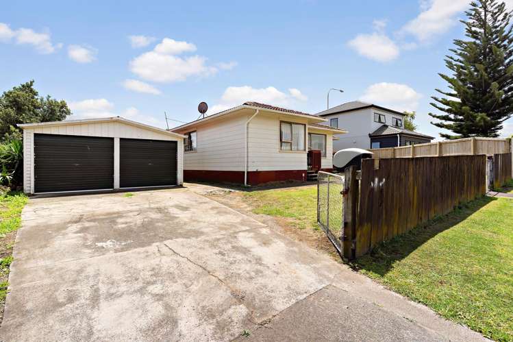 1 Sharland Avenue Manurewa_12