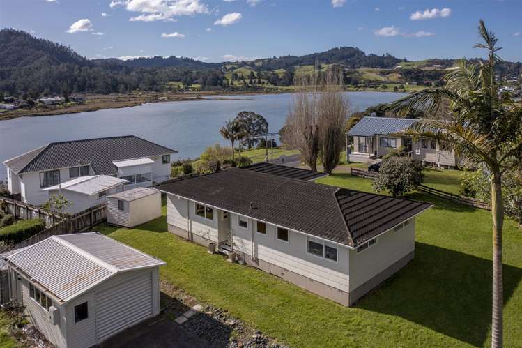 8 Patton Place Tairua_9