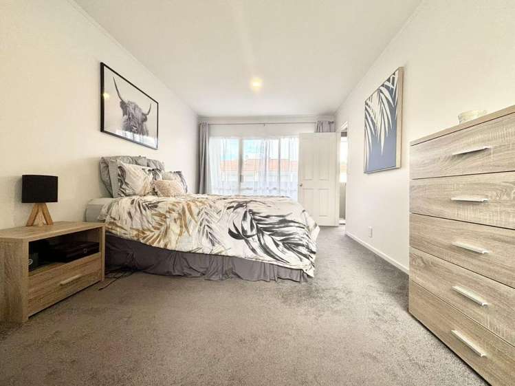 1 Butia Avenue Henderson_9