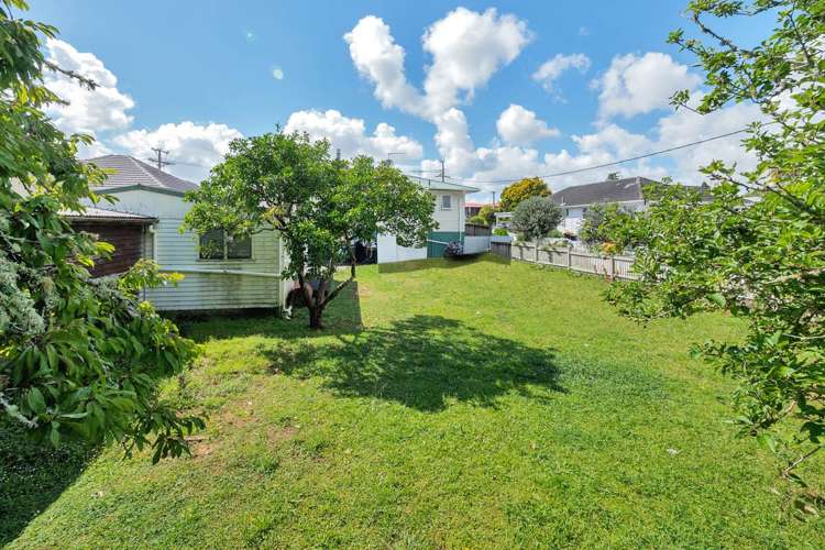 23 Chilcott Road Henderson_16