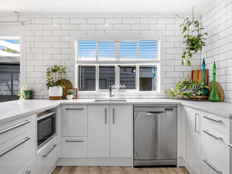 2/1 Woodside Road Massey_16