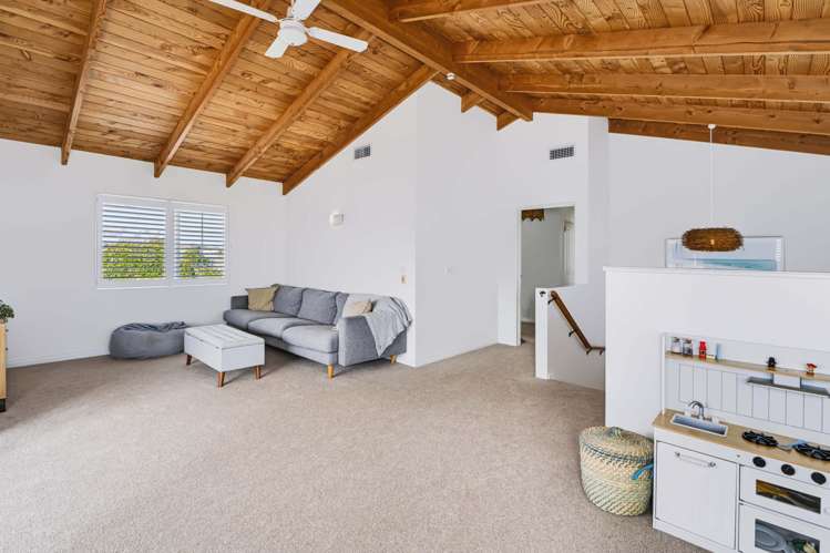 24 Culzean Grove Bell Block_15
