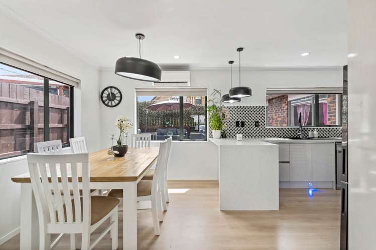 27 Bellville Drive Clendon Park_27