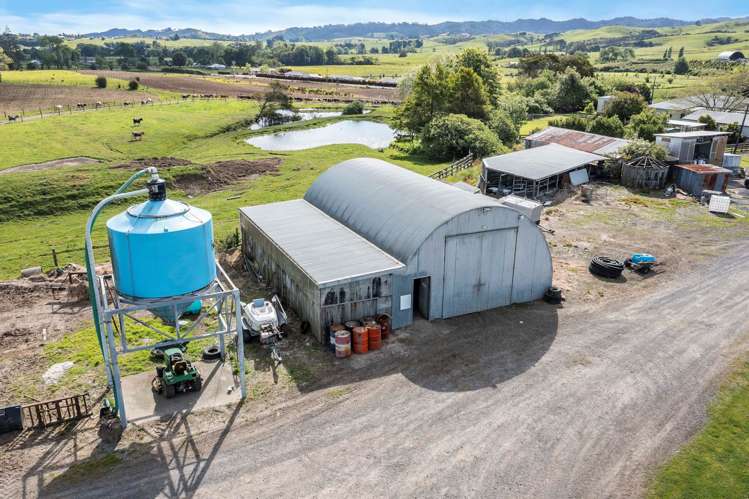 1781 Miranda Road Mangatangi_13