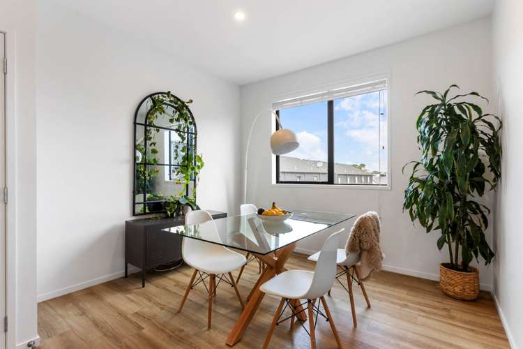 8/2 Tahuhu Road Mt Wellington_8