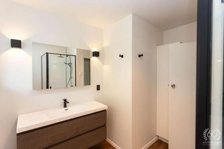 2/38 Peer Street Upper Riccarton_11