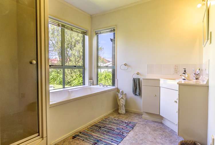 20 Piccadilly Lane Hillcrest_11