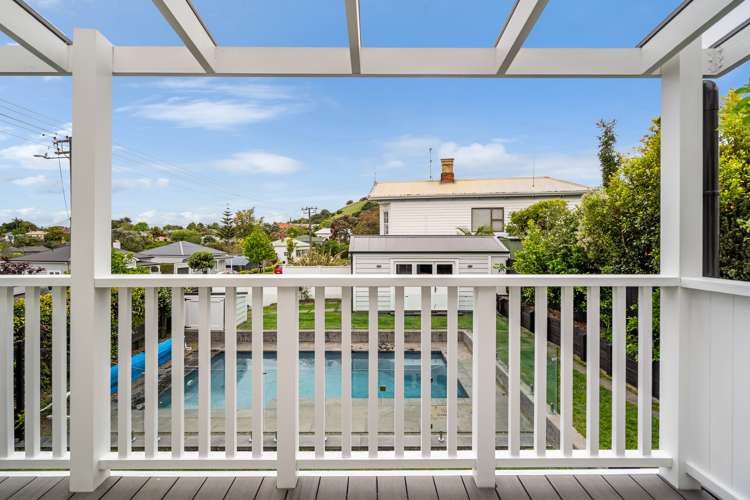 6 Shoal Bay Road Devonport_10