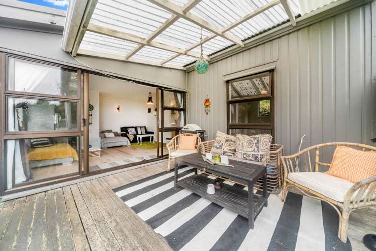 11 Te Papa Road Kawakawa Bay_17