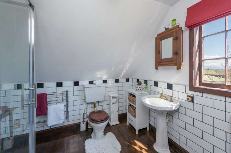 14 Aldinga Avenue Stoke_12