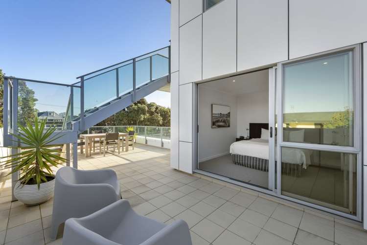 312/136 Marine Parade Mt Maunganui_9