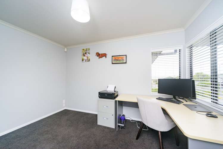 66 Fraser Drive Feilding_11