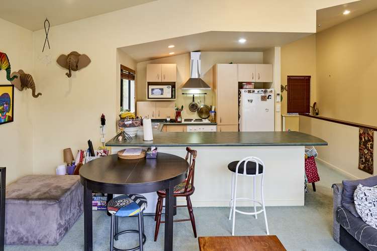 1/29 Hathaway Avenue Karori_5