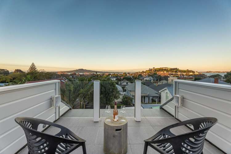 21 Saint Aubyn Street Devonport_17