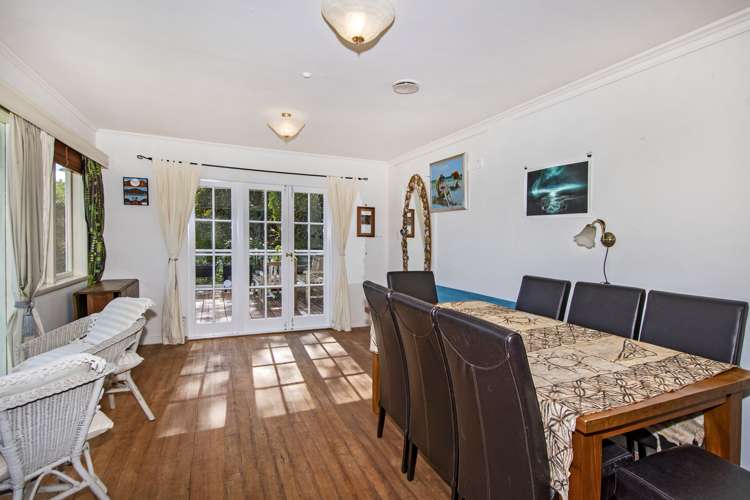 43 Riverside Drive Riverside_14