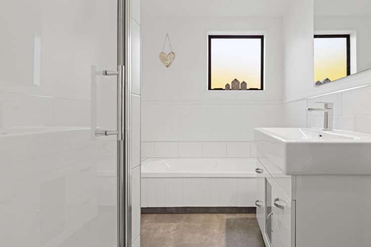 11/285 Lawford Road West Melton_14