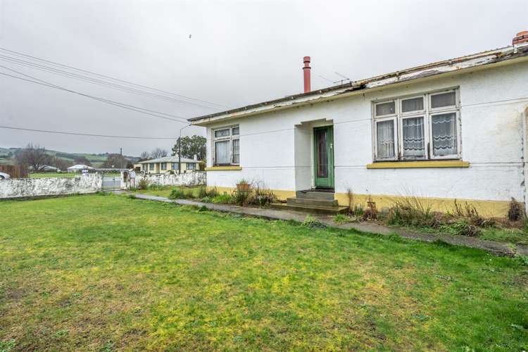 81 Main Street Mataura_21