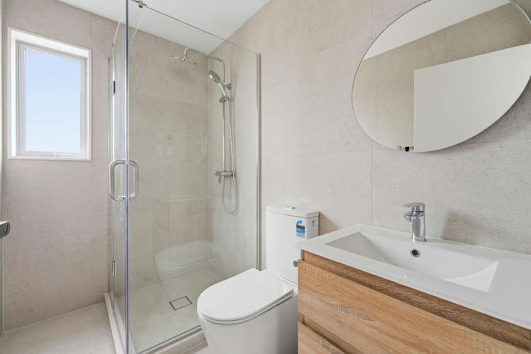 4 & 6 Te Taiheke Road Papakura_23