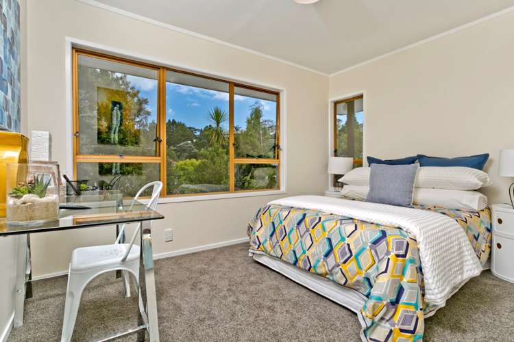 7 Pluto Place Beach Haven_11