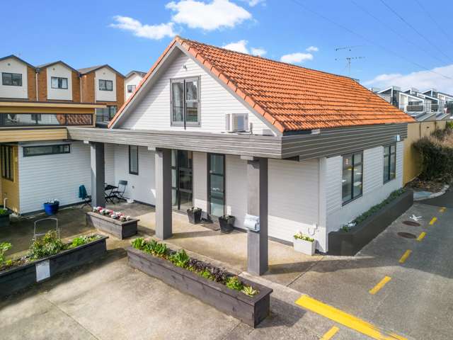 1/176 Mcleod Road Te Atatu South_2