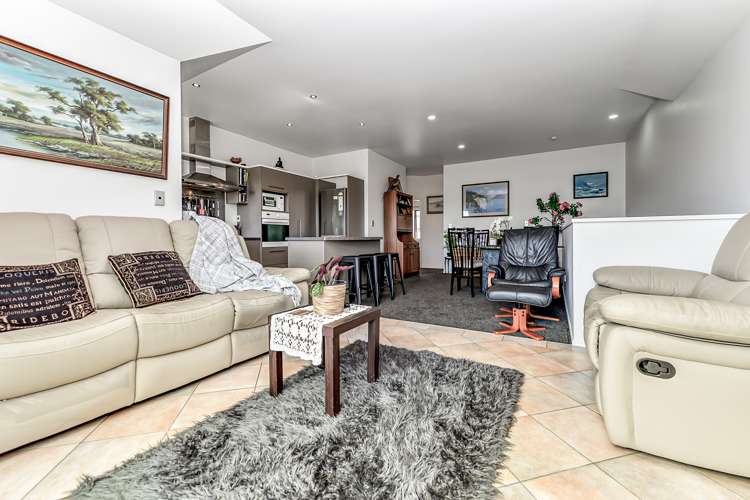 1211b Victoria Street Whitiora_12