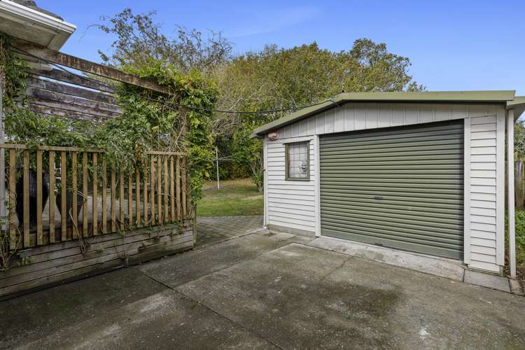 8 Glen Road Stokes Valley_21