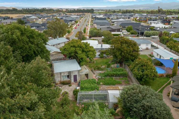 19 Richardson Avenue Burleigh_14