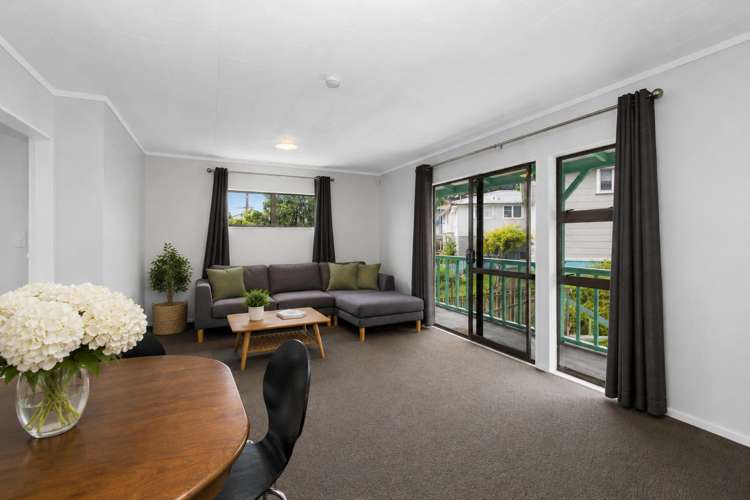 14 Owhiti Street Titahi Bay_8