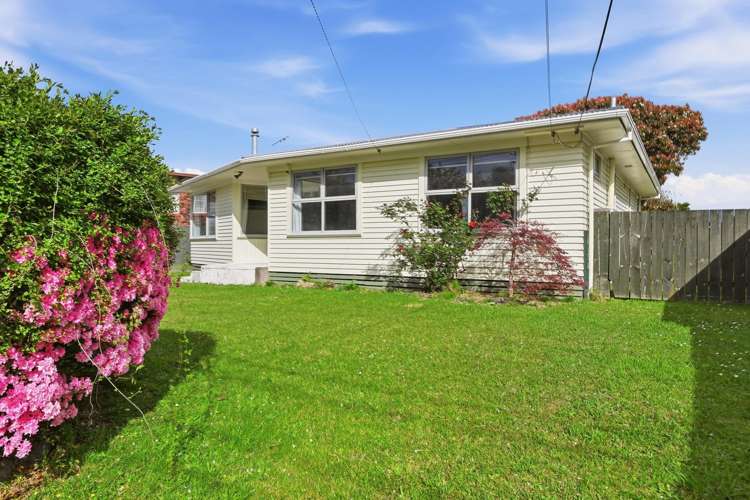 5 Nairn Road Mangakakahi_18