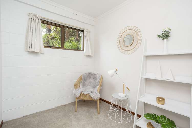 29 Easther Crescent Kew_17