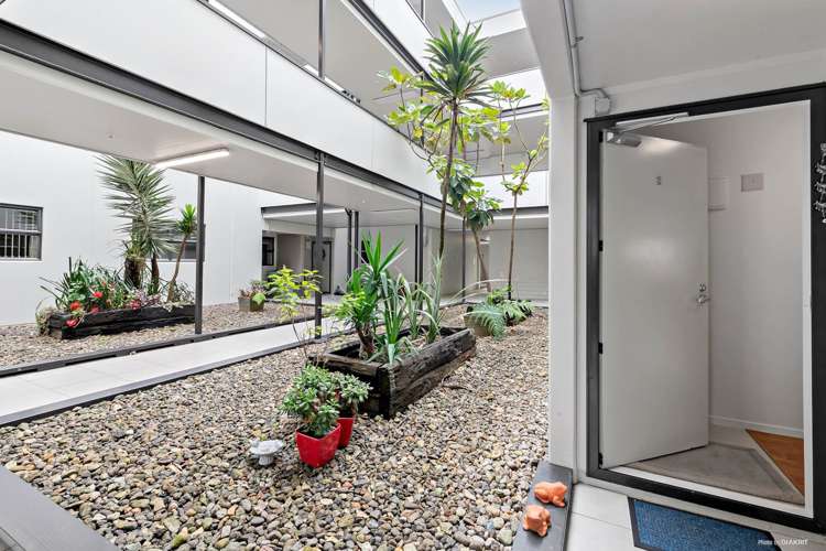 2/124 Stancombe Road Flat Bush_5