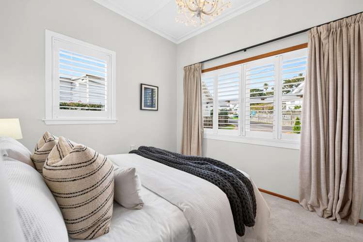 49A Glen Road Devonport_14