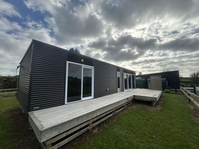 Modern One-Bedroom Living on Gordonton Road