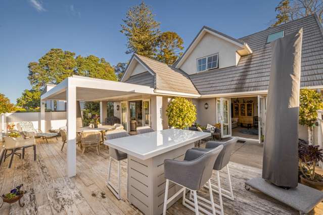 Ex Show Home in Avenues