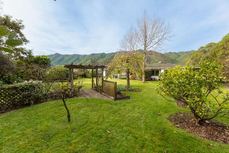29 Cranbrook Grove Waikanae_26