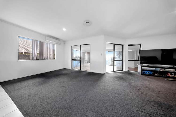 22 Hilltop Road Flat Bush_5