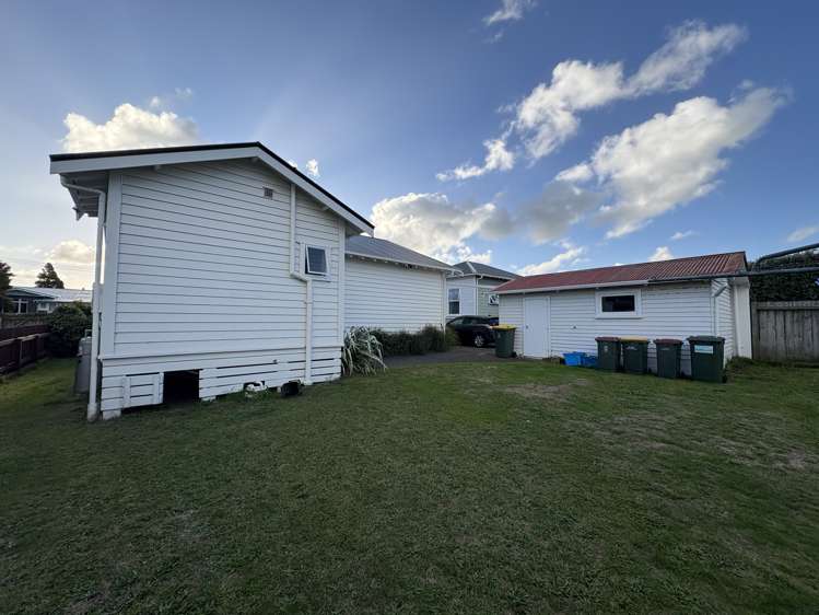 4 George Street Hawera_22
