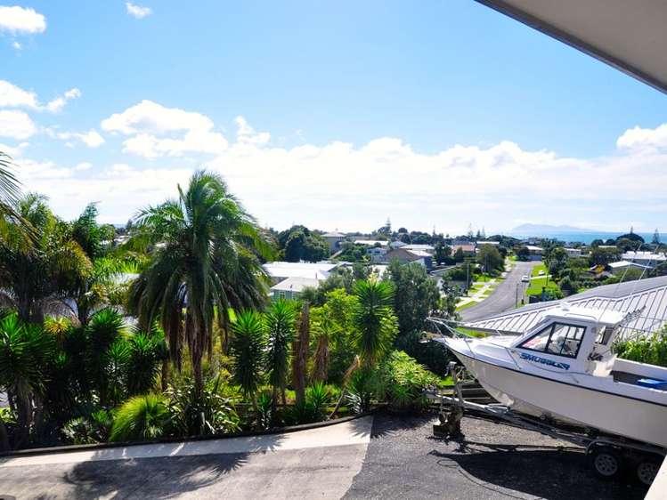 56 The Crescent Waihi Beach_19