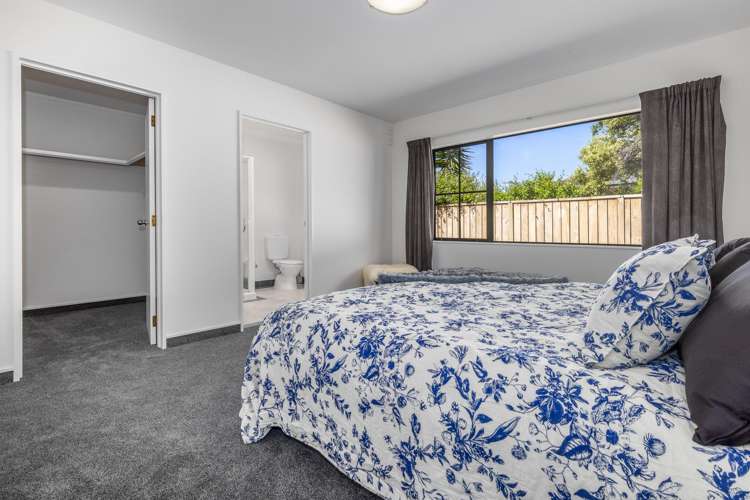 136 Guildford Drive Paraparaumu Beach_9