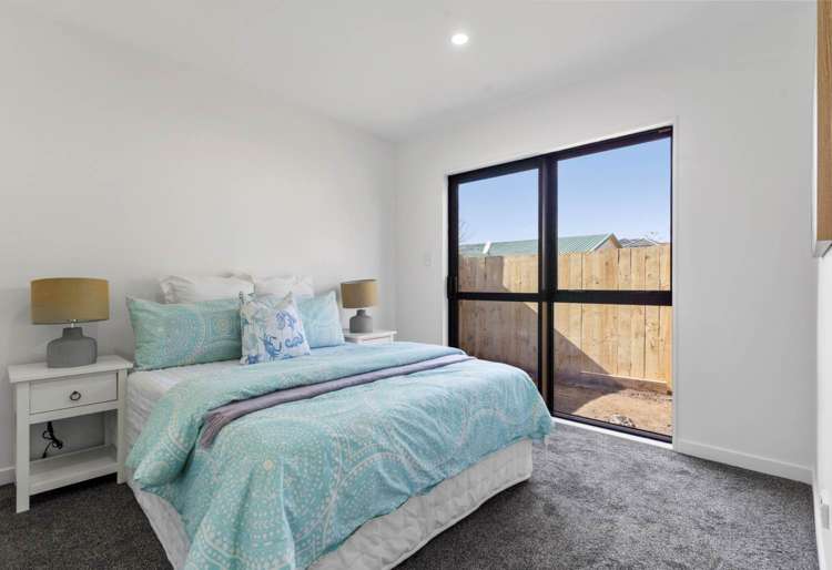 82b Gloucester Road Manurewa_13