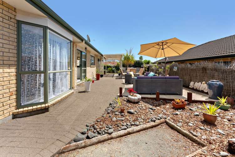 12 Flora Place Wattle Downs_5