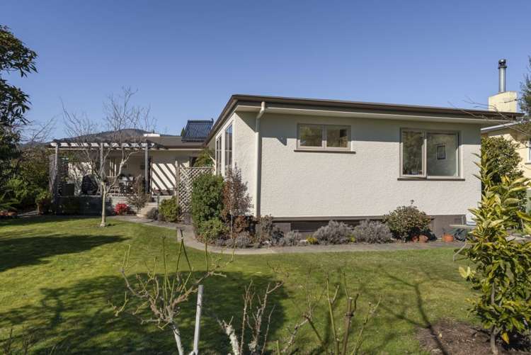 18 Reeves Street Stoke_20