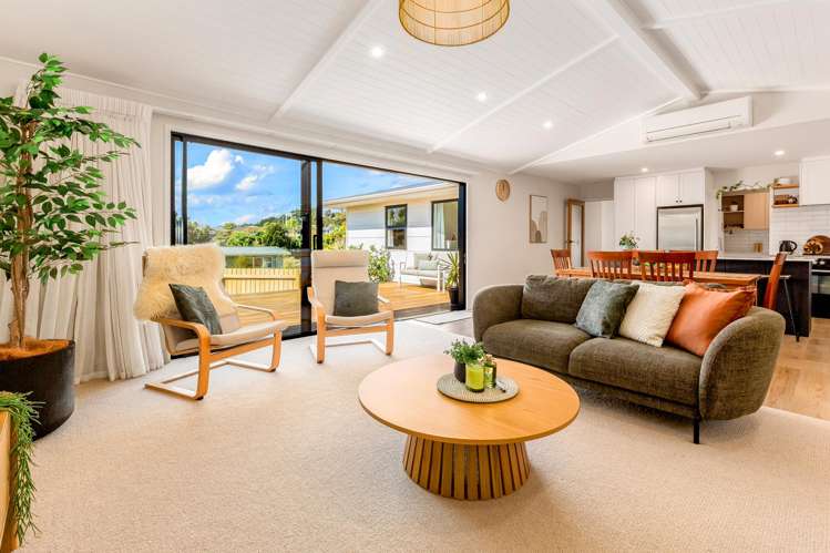 86 Field Street Silverstream_2