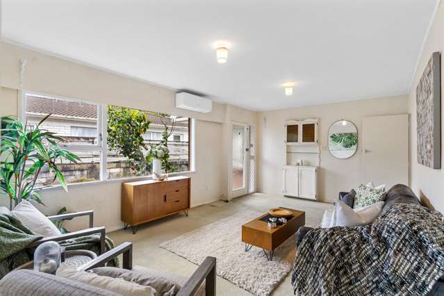 2/12 Keldale Place Forrest Hill_1