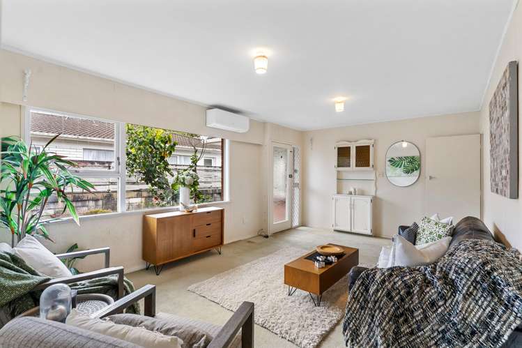 2/12 Keldale Place Forrest Hill_1