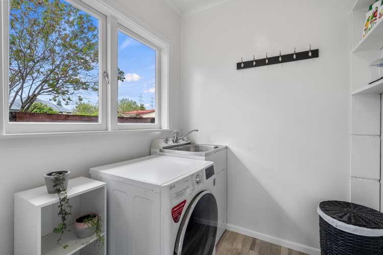 20 Emmett Street Greerton_8