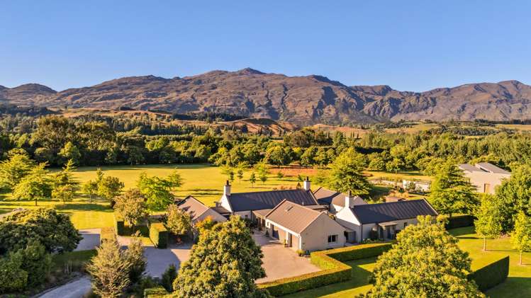 112 Domain Road Dalefield/Wakatipu Basin_2