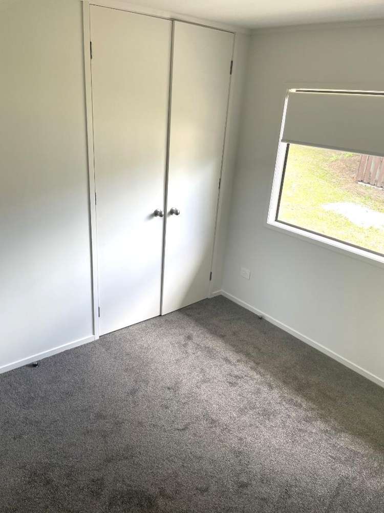 2/11B Lucinda Place Glen Eden_9