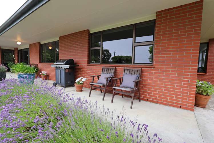 384 Flora Road East Makarewa_41